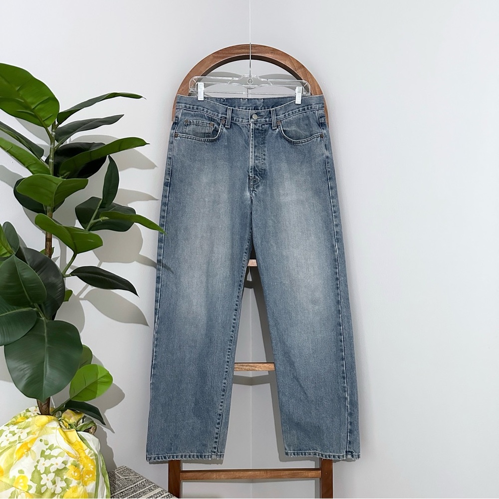 Lucky Brand 33 Medium Wash Button Fly Straight Leg Jeans Style 7054X07